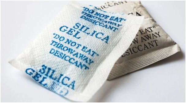 Is silica gel really the best way to dry flowers fast?